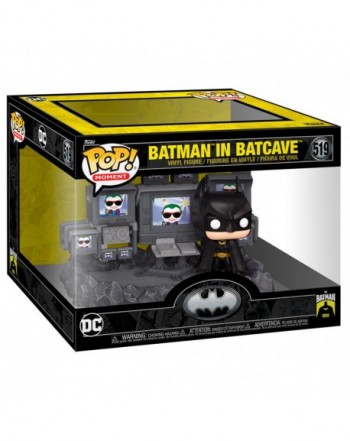 Figura POP Moments DC Comics Batman in Batcave